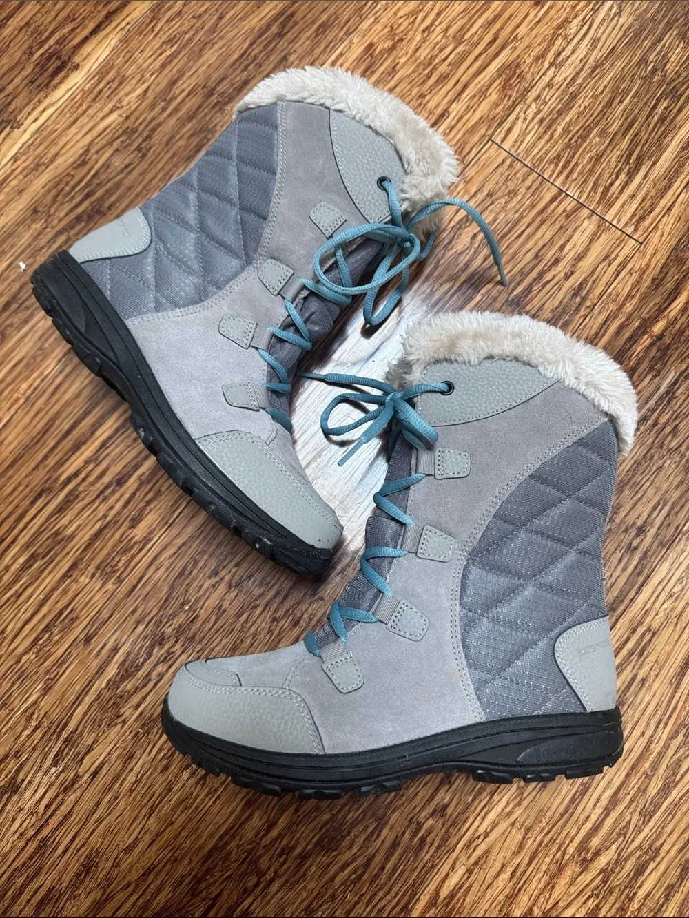 Columbia Icefall gray blue waterproof faux fur lined lace up snow boots size 6